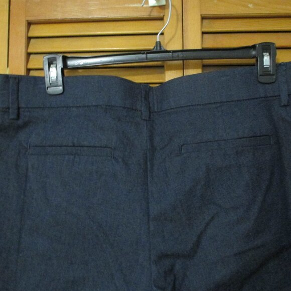 Lee jeans dark blue with stretch, mid rise, regular fit like new size 18W Long - Picture 8 of 8